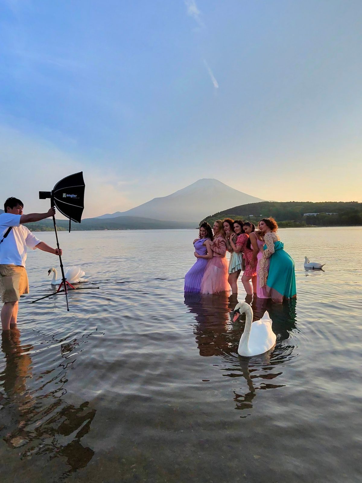 Behind the scenes — softbox lighting at Mt Fuji lake shoot